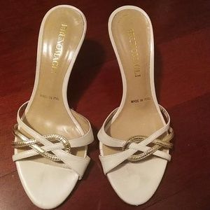 Bruno Magli Size 34 open toe white sandals